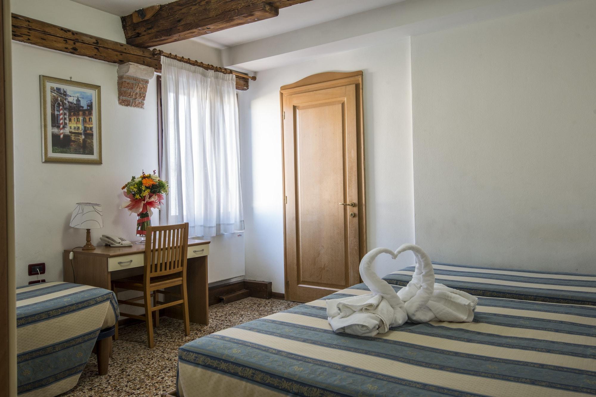 Casa Sant'Andrea Bed & Breakfast Venice Exterior photo