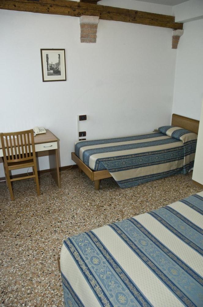 Casa Sant'Andrea Bed & Breakfast Venice Exterior photo